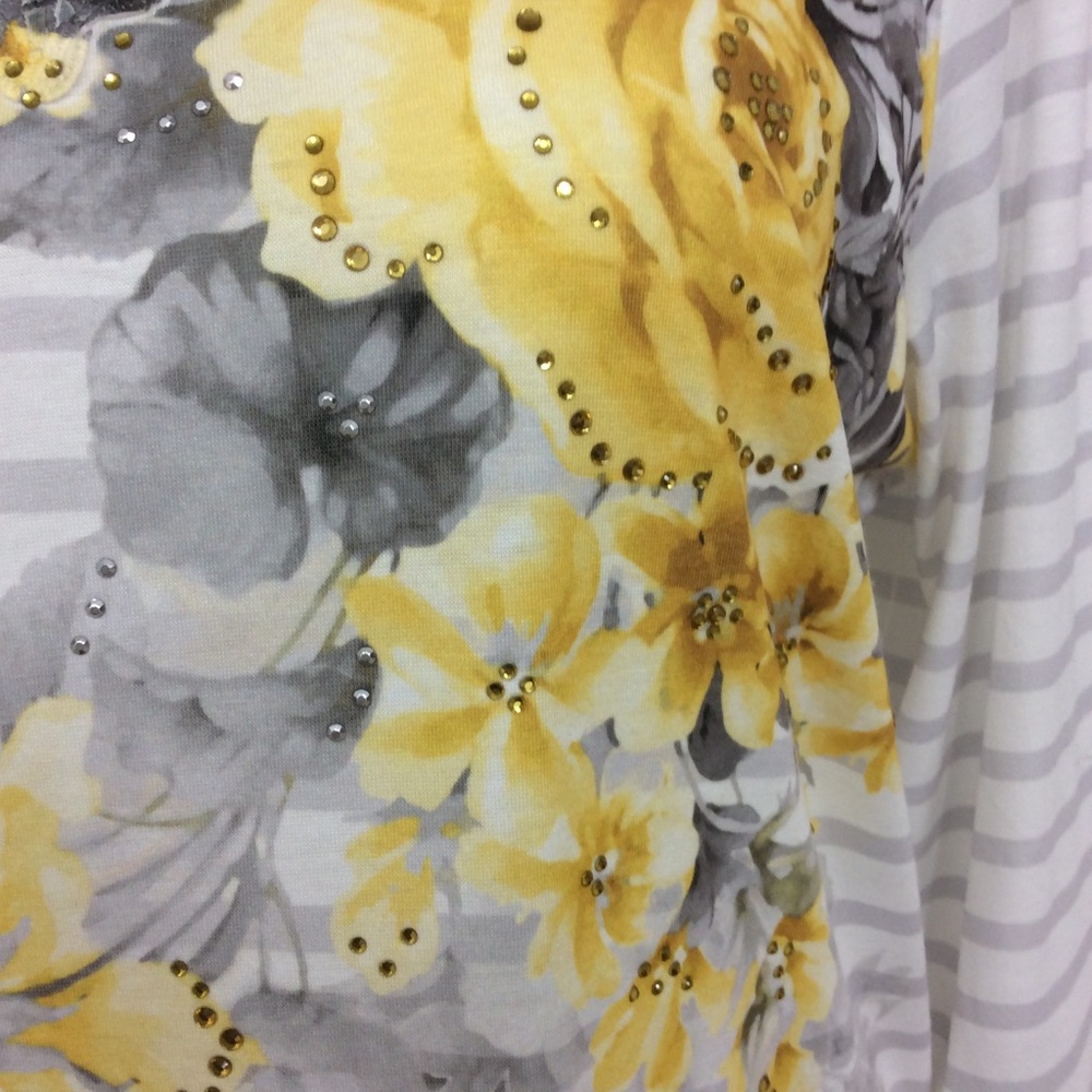 Alfred Dunner Gray/White Striped/Floral Large Top - Picture 4 of 9